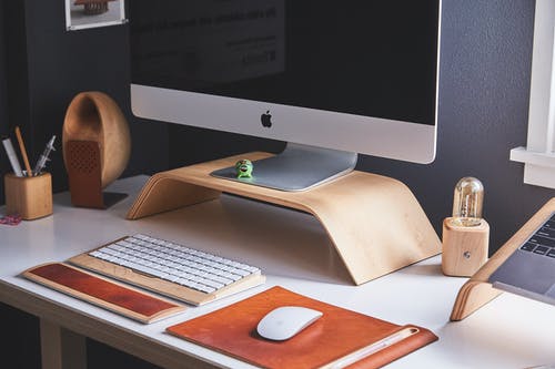 <div style="text-align:center;">
	<span style="font-size:16px;">Business gift</span><span style="font-size:16px;"></span>
</div>